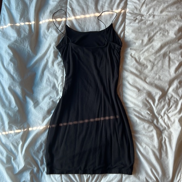 Aritzia / Wilfred Free Tiny Dress in BLACK, Size Medium - Picture 10 of 11